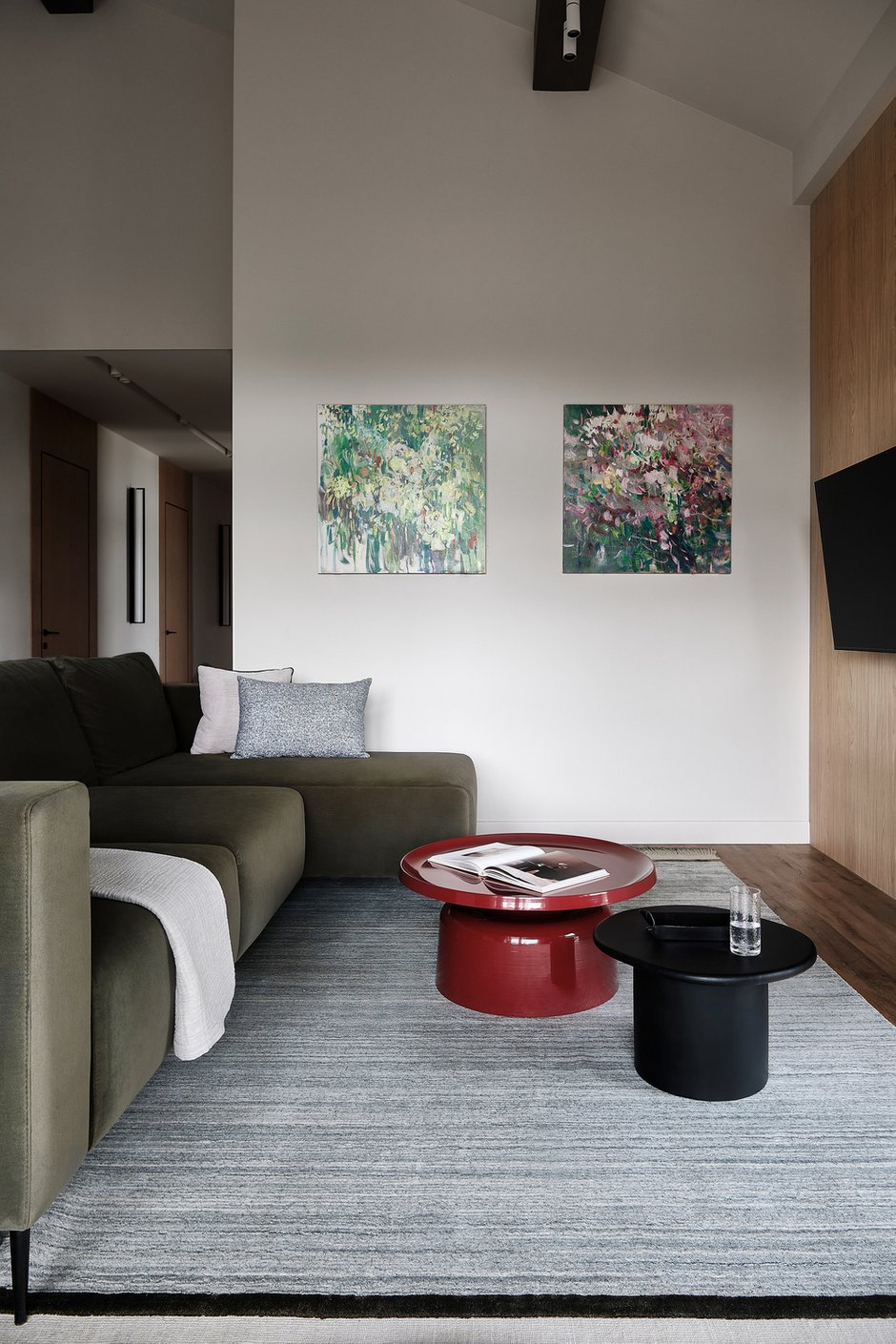 Фото: Гостиная в стиле Модерн, Минимализм, Скандинавский, Дом, Проект дня, Дом и коттедж, Пермь, 4 и более, Более 90 метров – фото на INMYROOM