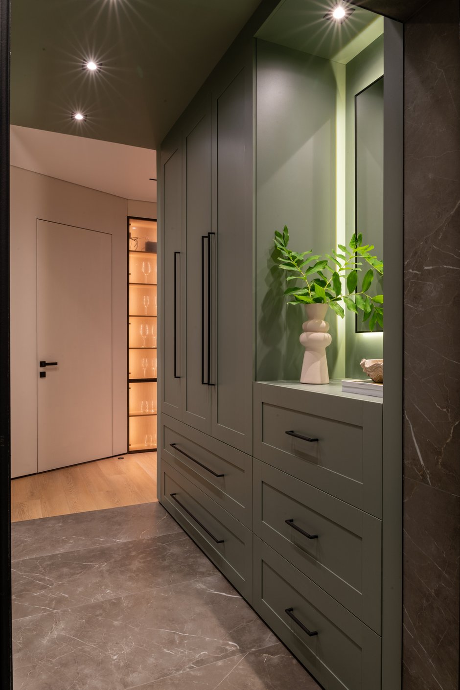 Фото: в стиле, Модерн, Маленькая квартира, Квартира, Проект дня, 1 комната, Монолитный кирпич, Юлия Волкова – фото на INMYROOM