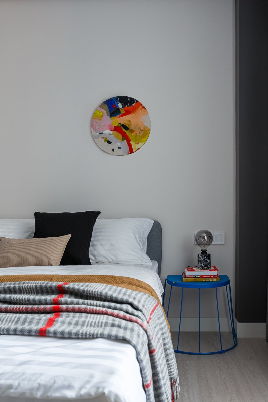 Фотография: Спальня в стиле Современный, Квартира, Проект недели, Челябинск, 2 комнаты, 40-60 метров, Анна Важенина – фото на INMYROOM