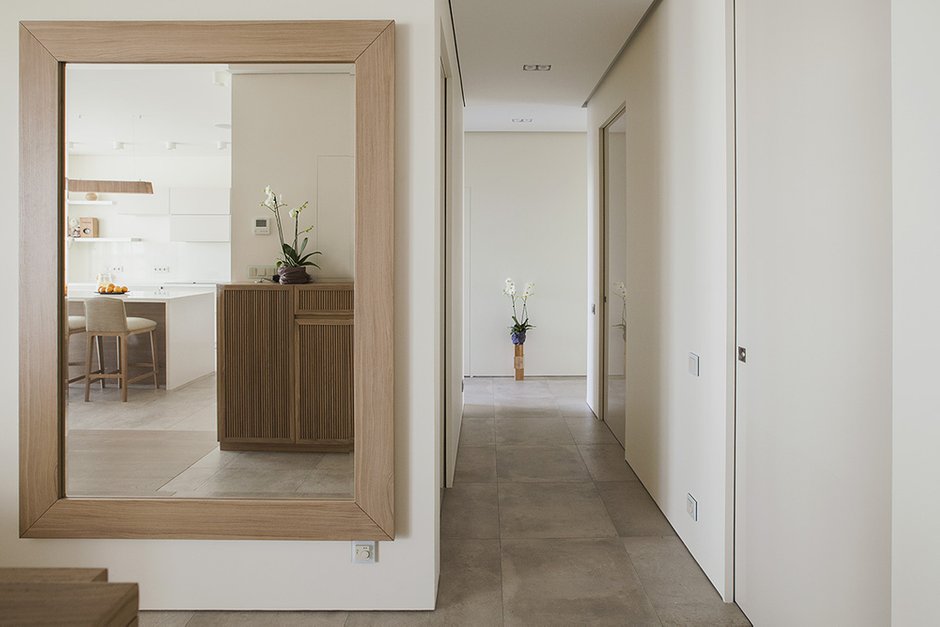 Фотография: Прихожая в стиле Восточный, Минимализм, Квартира, Проект недели, Москва, Эко, новостройка, Ариана Ахмад, Татьяна Карякина, Монолитный дом, 4 и больше, Более 90 метров – фото на INMYROOM