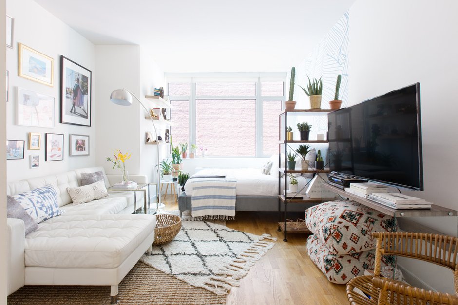 Фотография: Гостиная в стиле Скандинавский, Декор интерьера, Малогабаритная квартира, Квартира, Нью-Йорк, Гид – фото на INMYROOM