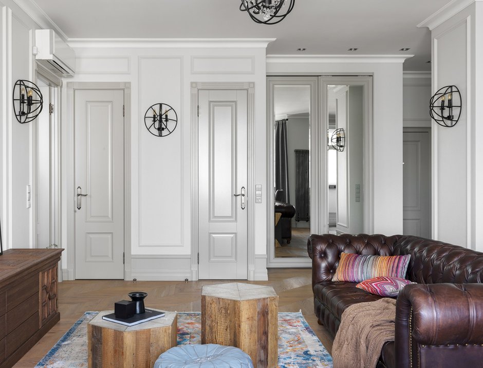 Фотография: Гостиная в стиле Классический, Лофт, Квартира, Проект недели, Москва, Монолитный дом, 2 комнаты, 60-90 метров, Серж Махов, ЖК «Белый парк» – фото на INMYROOM