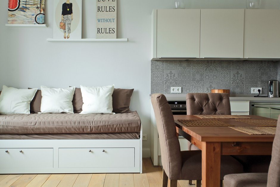 Фотография:  в стиле , Классический, Скандинавский, Квартира, Проект недели, Бежевый, Серый, ИКЕА, Екатерина Корчинова, Сталинка – фото на INMYROOM