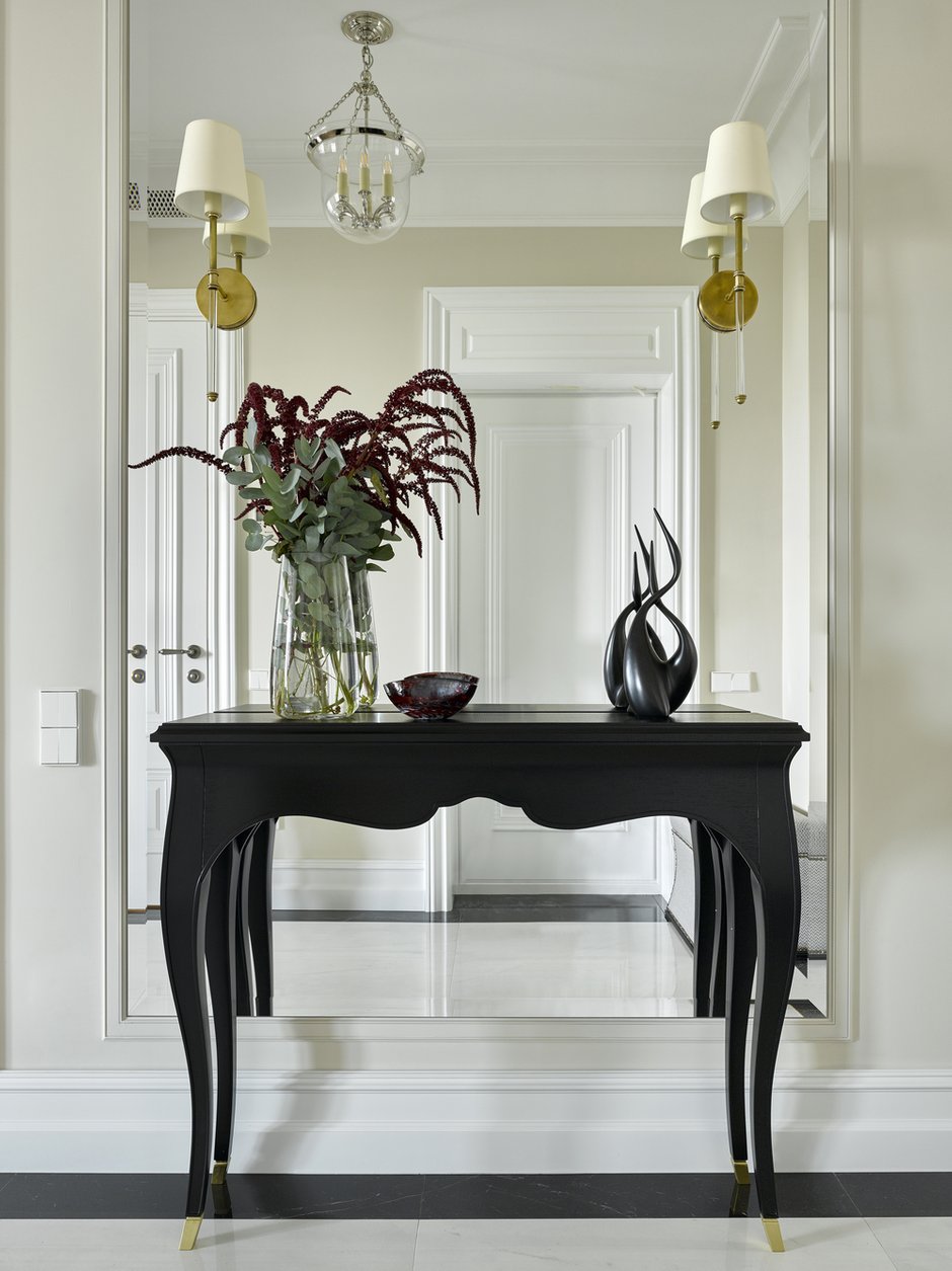 Фотография: Прихожая в стиле Классический, Квартира, Проект недели, Москва, 2 комнаты, 60-90 метров, Анна Максимова, #эксклюзивныепроекты – фото на INMYROOM