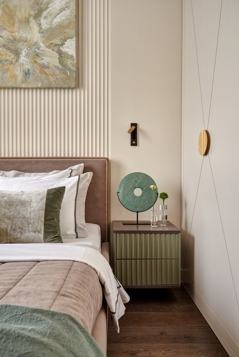 Фотография: Спальня в стиле Современный, Квартира, Проект недели, Москва, 3 комнаты, 60-90 метров, Алена Чмелева – фото на INMYROOM