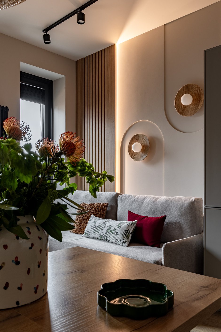 Фотография:  в стиле , Малогабаритная квартира, Квартира, Проект дня, Москва, 1 комната, 40-60 метров, Ирина Долганова, современный с элементами минимализма и скандинавского стиля – фото на INMYROOM