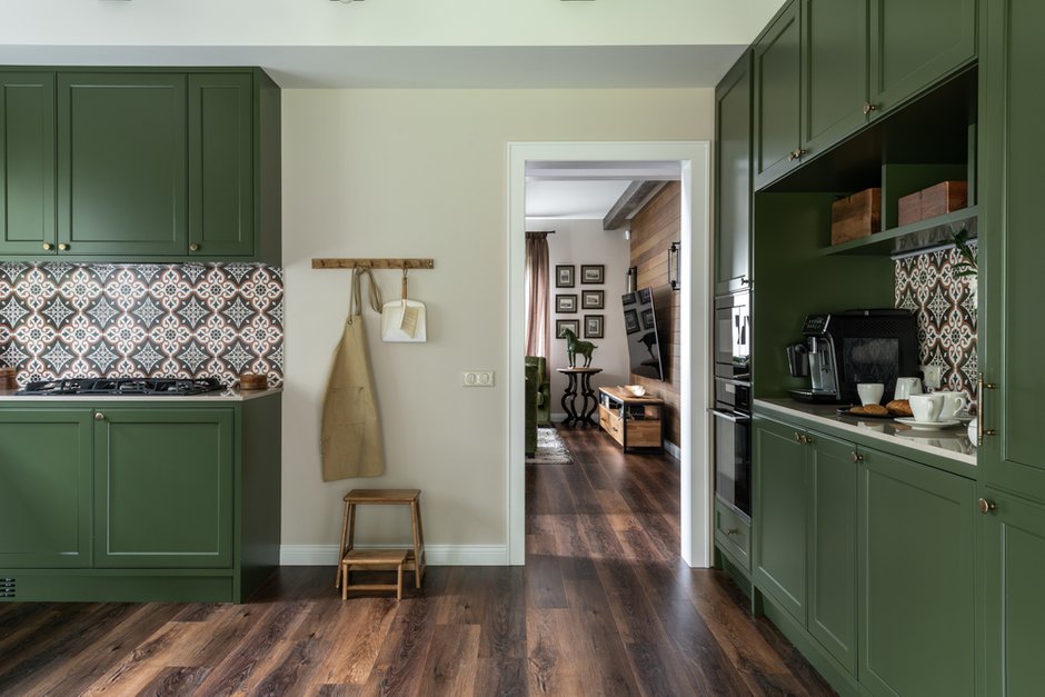 Фотография: Кухня и столовая в стиле Прованс и Кантри, Классический, Дом, Проект недели, Нахабино, 4 и больше, Более 90 метров, Вера Шеверденок, Roomba Interior – фото на INMYROOM