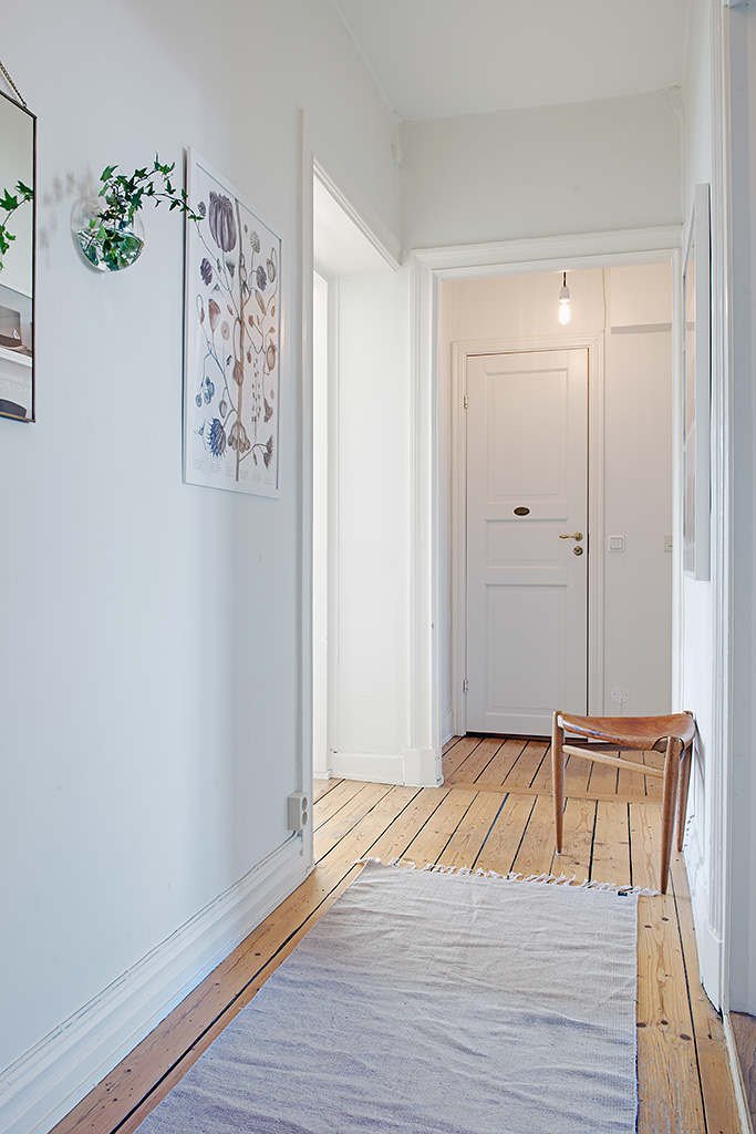 Фотография: Прихожая в стиле Скандинавский, Малогабаритная квартира, Квартира, Дома и квартиры – фото на INMYROOM
