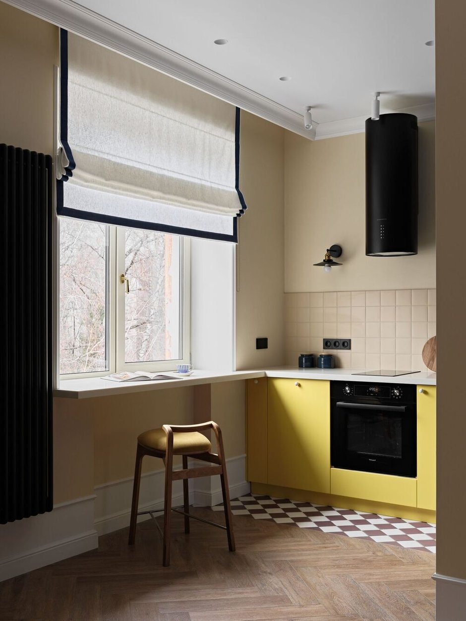 Фотография:  в стиле , Квартира, Проект дня, Новосибирск, Сталинка, 3 комнаты, 60-90 метров, ремонт сталинки, дизайн кухни в сталинке, современный/скандинавский, фото интерьера, дизайн интерьера фото, фото кухни, Анастасия Рыбина, Елена Дьяконова – фото на INMYROOM