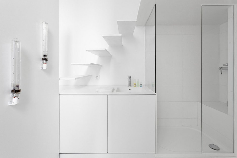 Фотография: Ванная в стиле Современный, Хай-тек, Малогабаритная квартира, Квартира, Дома и квартиры, Париж – фото на INMYROOM