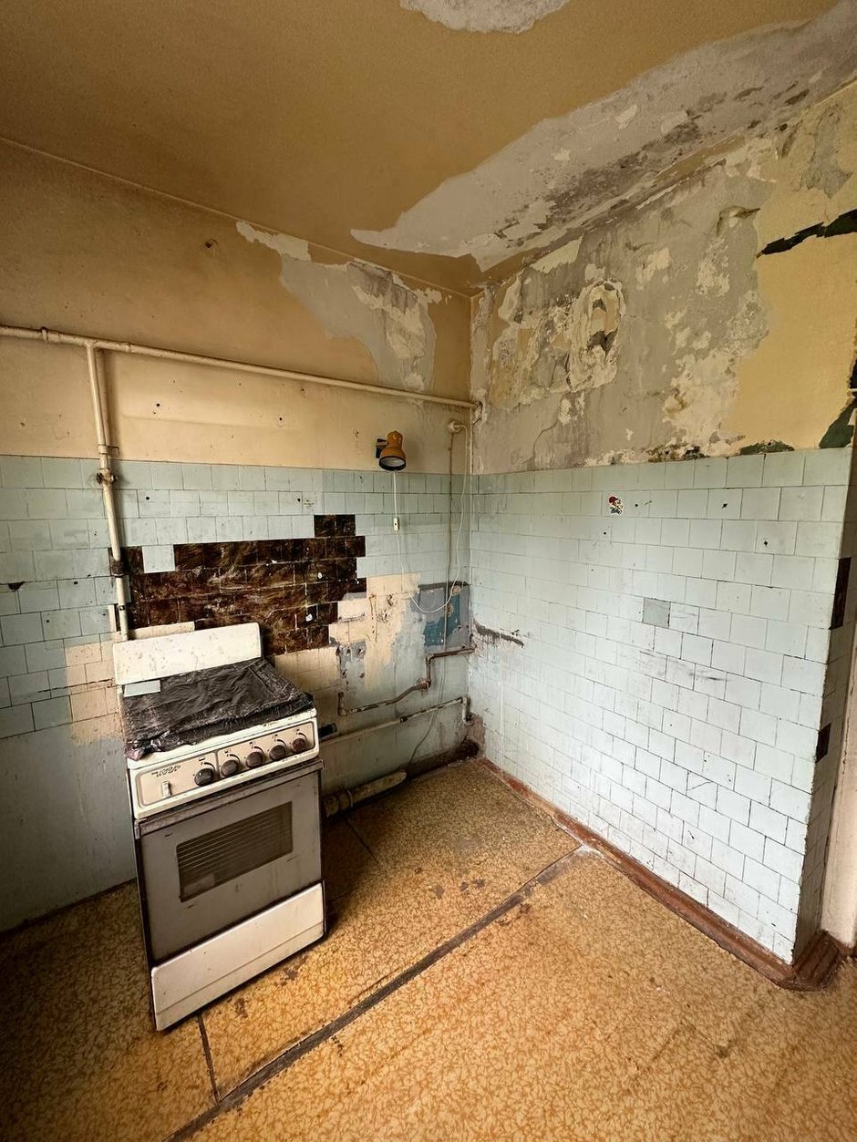Фото: в стиле, кухне и столовой, квартире, интерьере комнаты, дизайне интерьера, изменении, переделке кухни, маленькой кухне, как украсить внутреннюю часть кухни, интерьер кухни, реконструкция Хрущева - Фото на Inmyrorom
