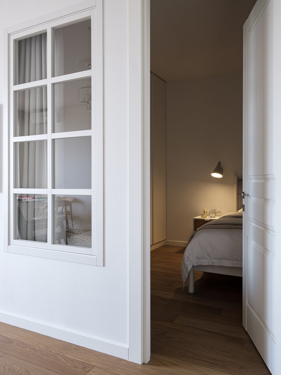 Фотография: Спальня в стиле Скандинавский, Современный, Минимализм, Квартира, Проект дня, Москва, 3 комнаты, 60-90 метров, Анна Мальцева, скандинавский с элементами минимализма – фото на INMYROOM