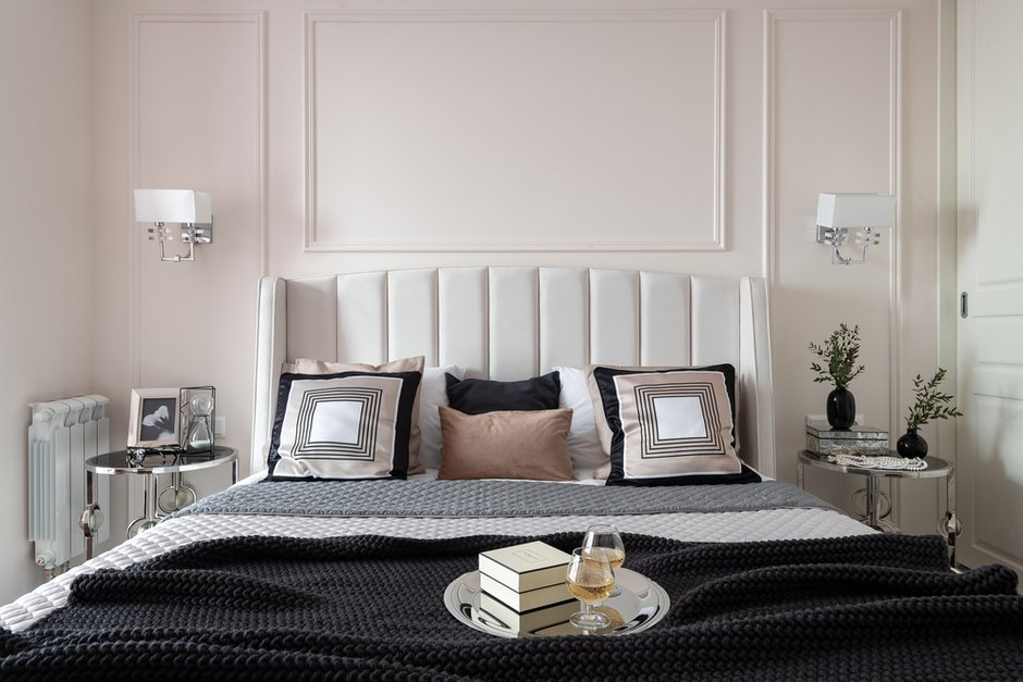 Фотография: Спальня в стиле Современный, Классический, Квартира, Проект дня, Московский, 3 комнаты, 60-90 метров, Евгений Гнесин, Карина Римик – фото на INMYROOM