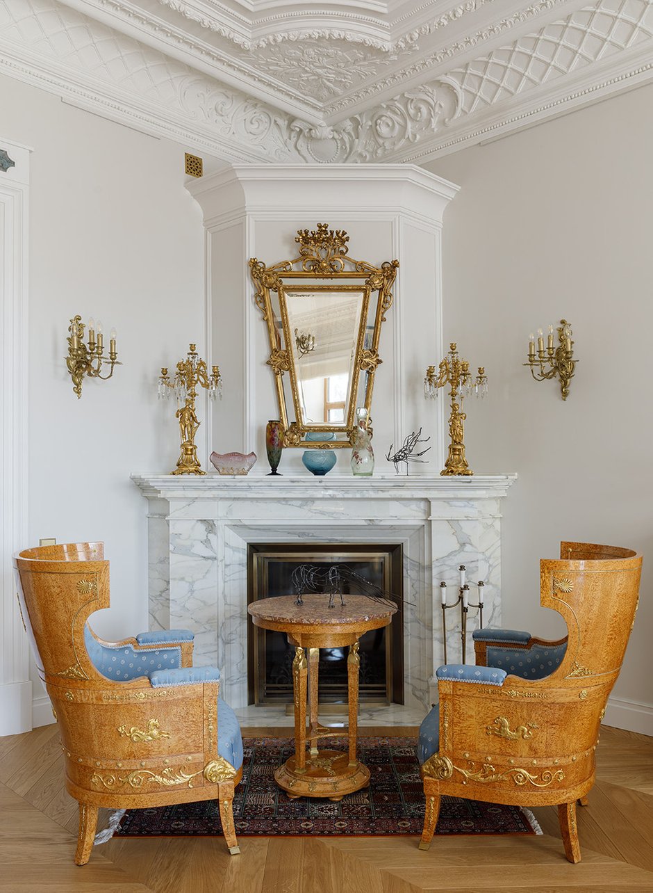 Фотография: Гостиная в стиле Классический, Эклектика, Винтажный, Квартира, Проект дня, Санкт-Петербург, Кирпичный дом, 4 и больше, Более 90 метров, Архитектурное бюро Картун, Ирина Картун – фото на INMYROOM