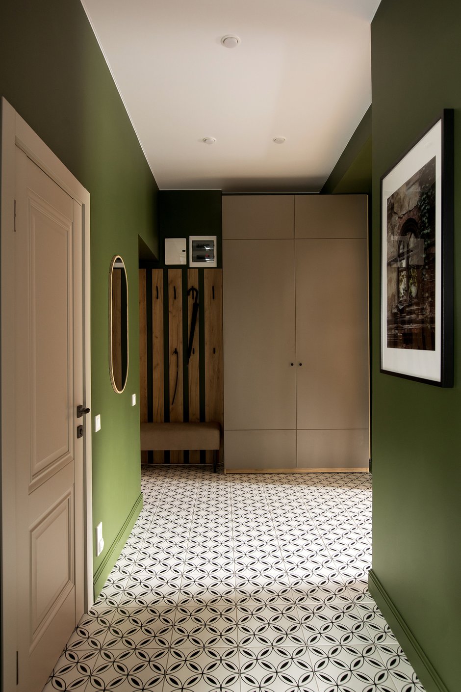 Фотография: Прихожая в стиле Современный, Квартира, Проект недели, 2 комнаты, 40-60 метров, 60-90 метров, Ярославль, Елена Бердникова – фото на INMYROOM