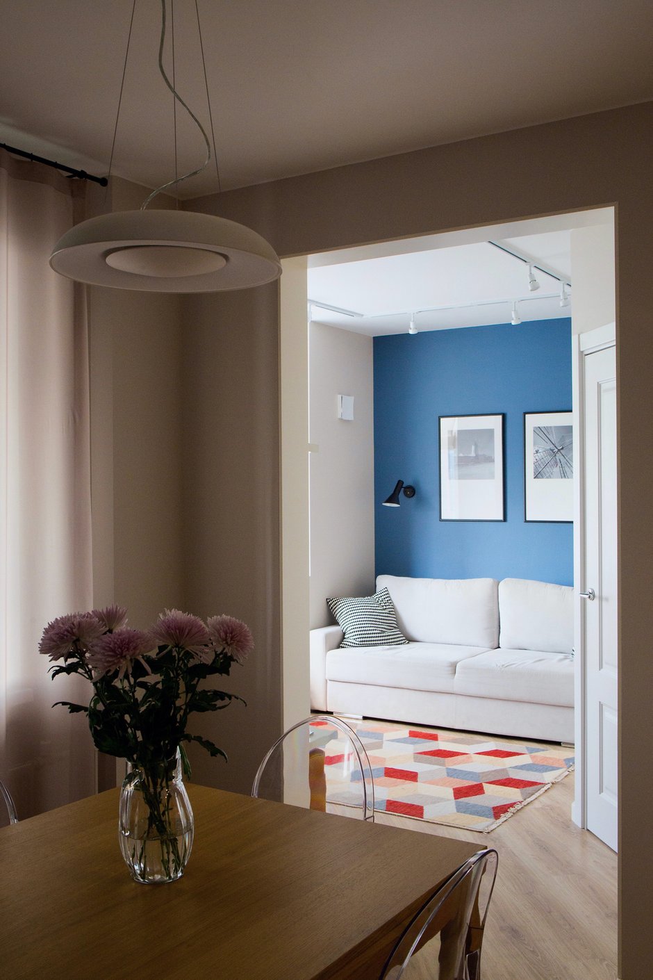 Фотография: Гостиная в стиле Современный, Скандинавский, Квартира, Минимализм, Проект недели, Санкт-Петербург, Олеся Малицкая, Сергей Малицкий, Студия Малицких, Панельный дом, 2 комнаты, 40-60 метров, ЖК Viva – фото на INMYROOM