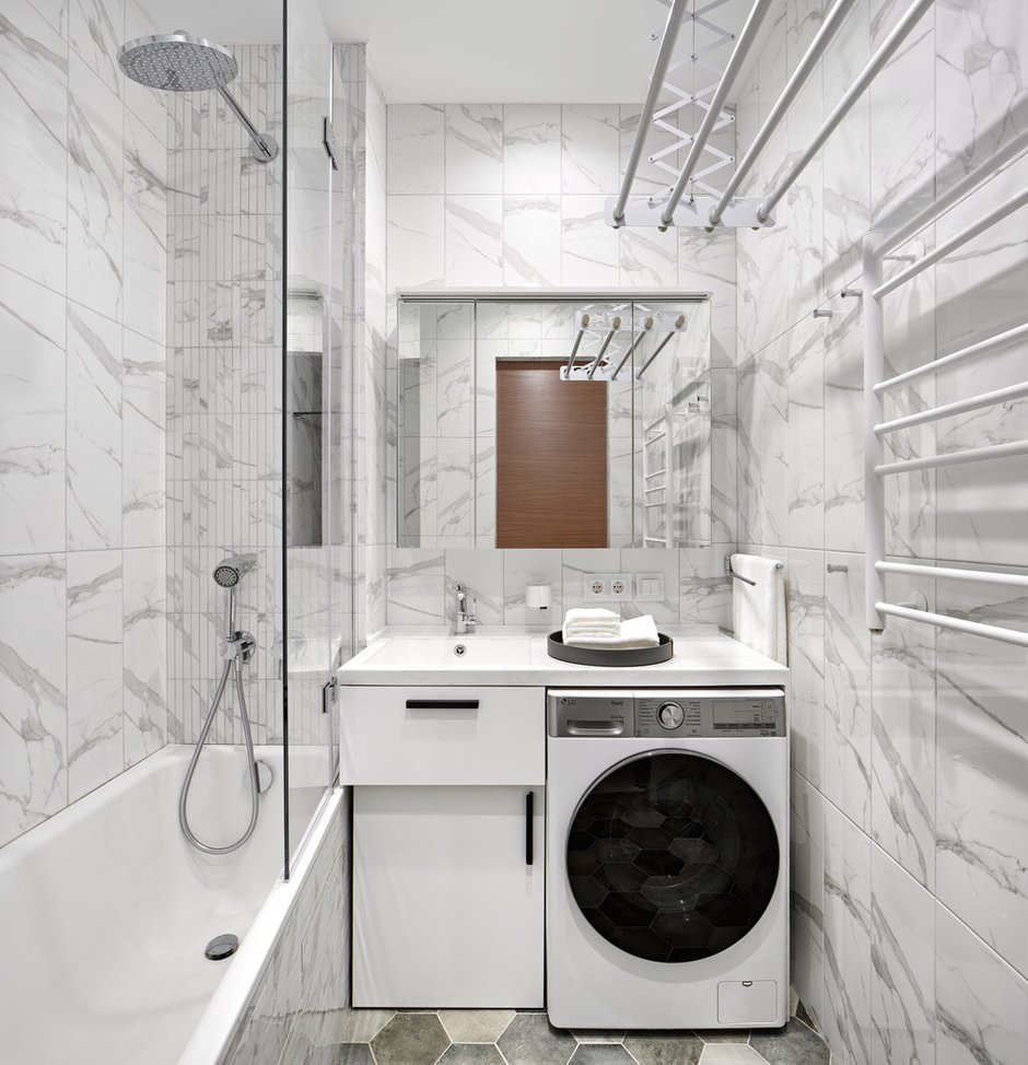 Фотография: Ванная в стиле Современный, Квартира, Проект дня, Москва, Сталинка, 3 комнаты, Более 90 метров, Анастасия Уфимцева – фото на INMYROOM