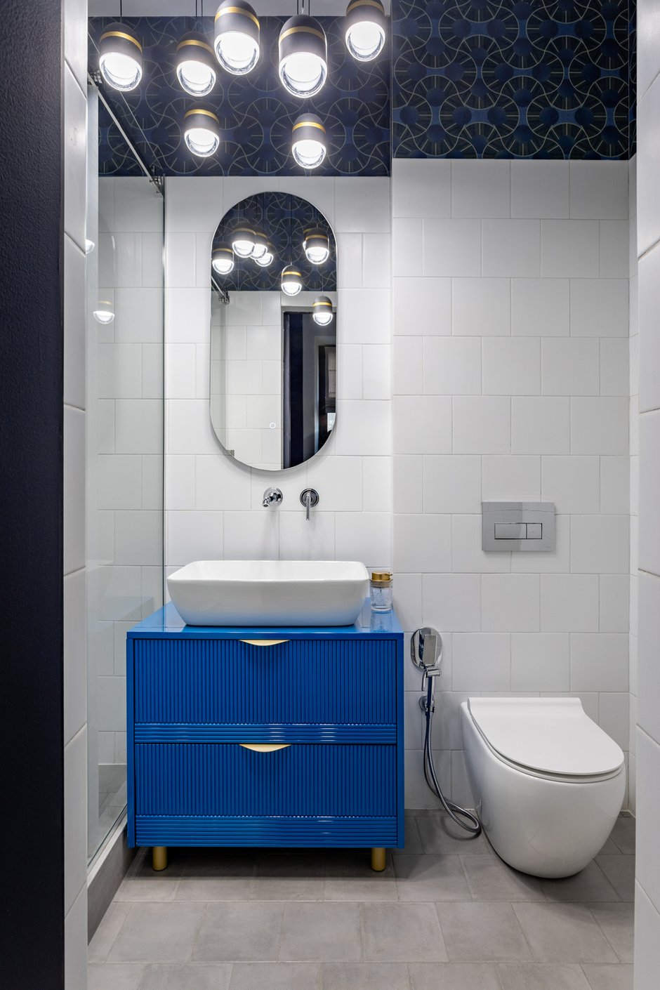 Фотография: Ванная в стиле Современный, Эклектика, Малогабаритная квартира, Квартира, Студия, Проект дня, Москва, Кирпичный дом, до 40 метров, современный с элементами ар-деко – фото на INMYROOM