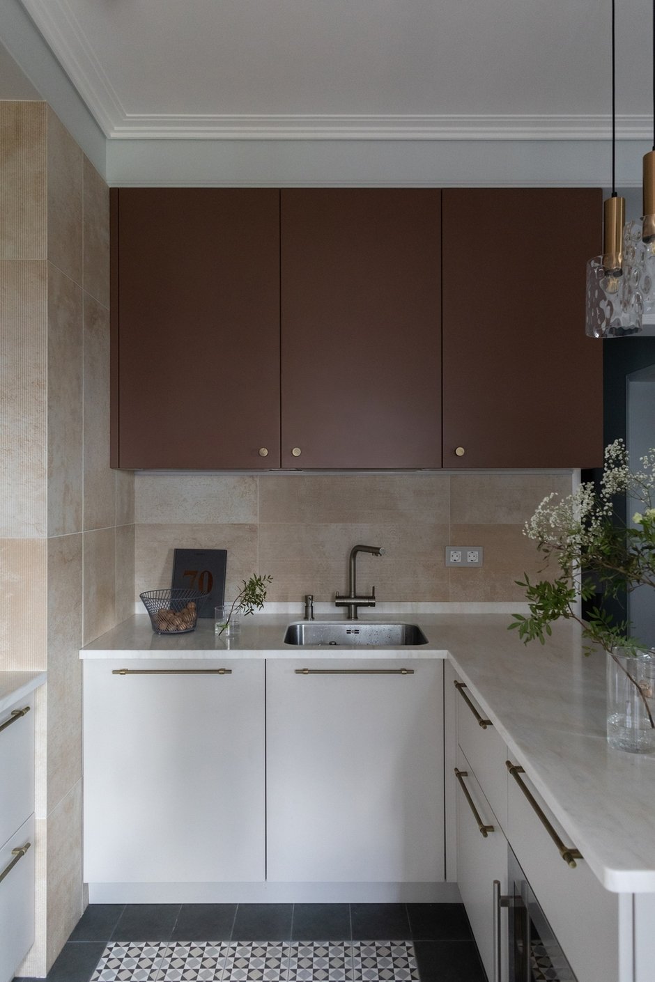 Фотография: Кухня и столовая в стиле Современный, Квартира, Проект недели, Санкт-Петербург, 4 и больше, Более 90 метров, Маргарита Леоро – фото на INMYROOM