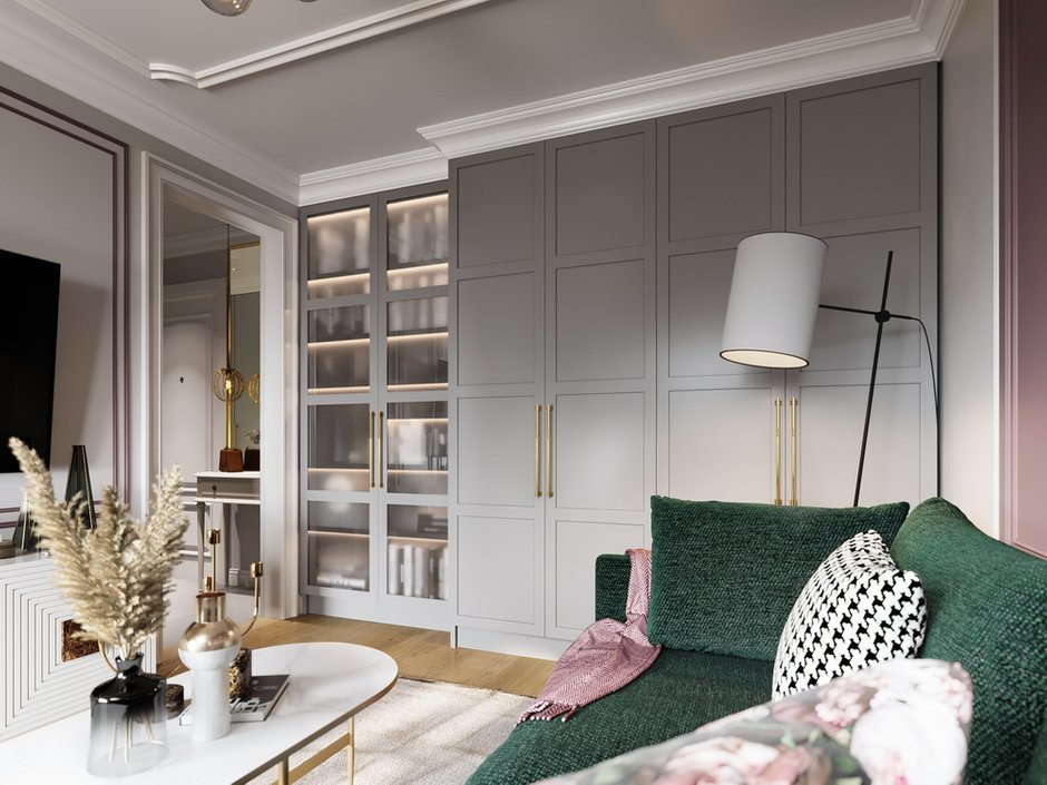 Систем хранения достаточно: есть куда повесить вещи и поставить декор.