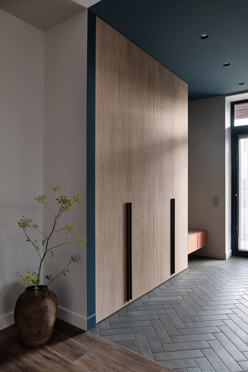 Фото: Прихожая в стиле Модерн, Скандинавский, Дом, Проект дня, Дом и коттедж, Пермь, 4 и более, Более 90 метров – фото на INMYROOM