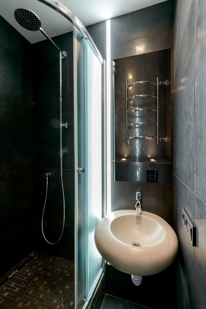 Фотография: Ванная в стиле Современный, Малогабаритная квартира, Квартира, Дома и квартиры, Минимализм, Переделка – фото на INMYROOM