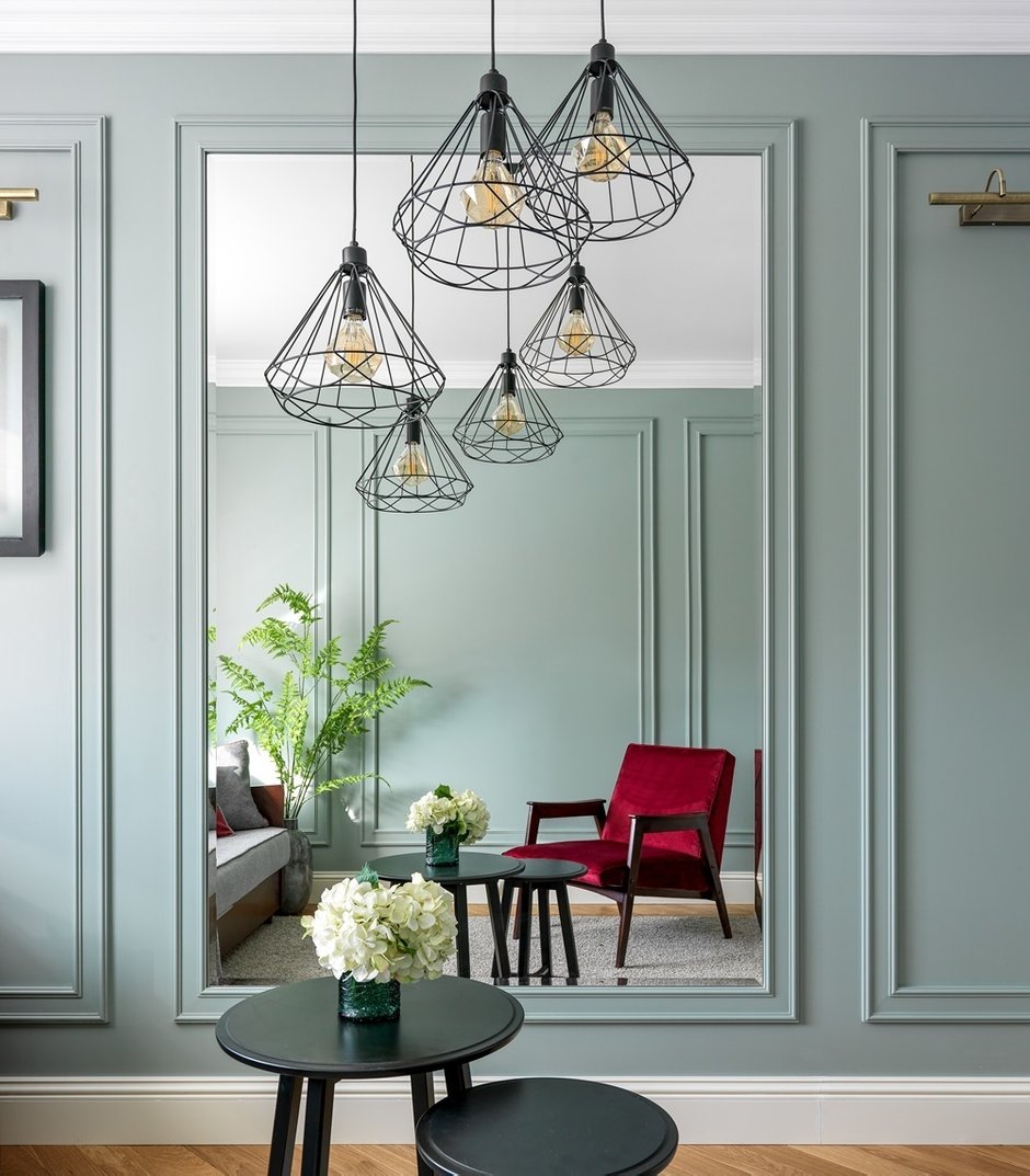 Фотография: Гостиная в стиле Современный, Классический, Квартира, Проект дня, Москва, 2 комнаты, 3 комнаты, 60-90 метров, Монолитно-кирпичный – фото на INMYROOM