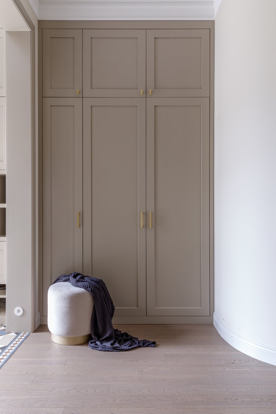 Фотография: Прихожая в стиле Современный, Дом, Проект недели, Дом и дача, 4 и больше, Более 90 метров, Анна Акопян, Анапа – фото на INMYROOM