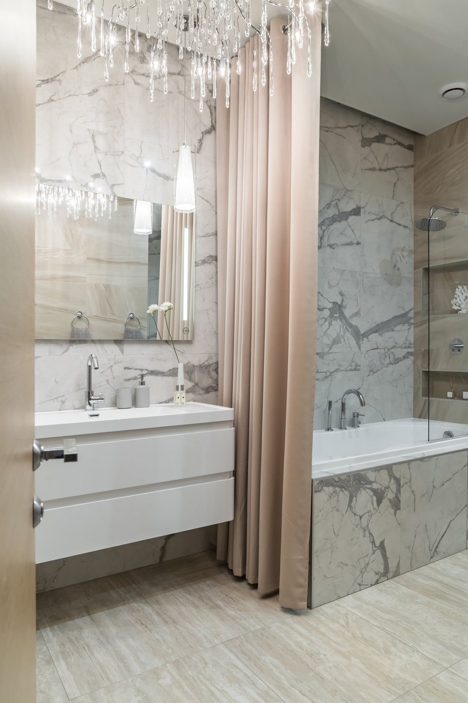 Фотография: Ванная в стиле Современный, Квартира, Проект недели, Санкт-Петербург, 3 комнаты, Более 90 метров, Евгения Демидова – фото на INMYROOM