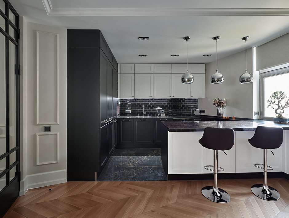 Фотография: Кухня и столовая в стиле Современный, Эклектика, Квартира, Проект недели, Москва, 4 и больше, Более 90 метров, Александра Останкова – фото на INMYROOM