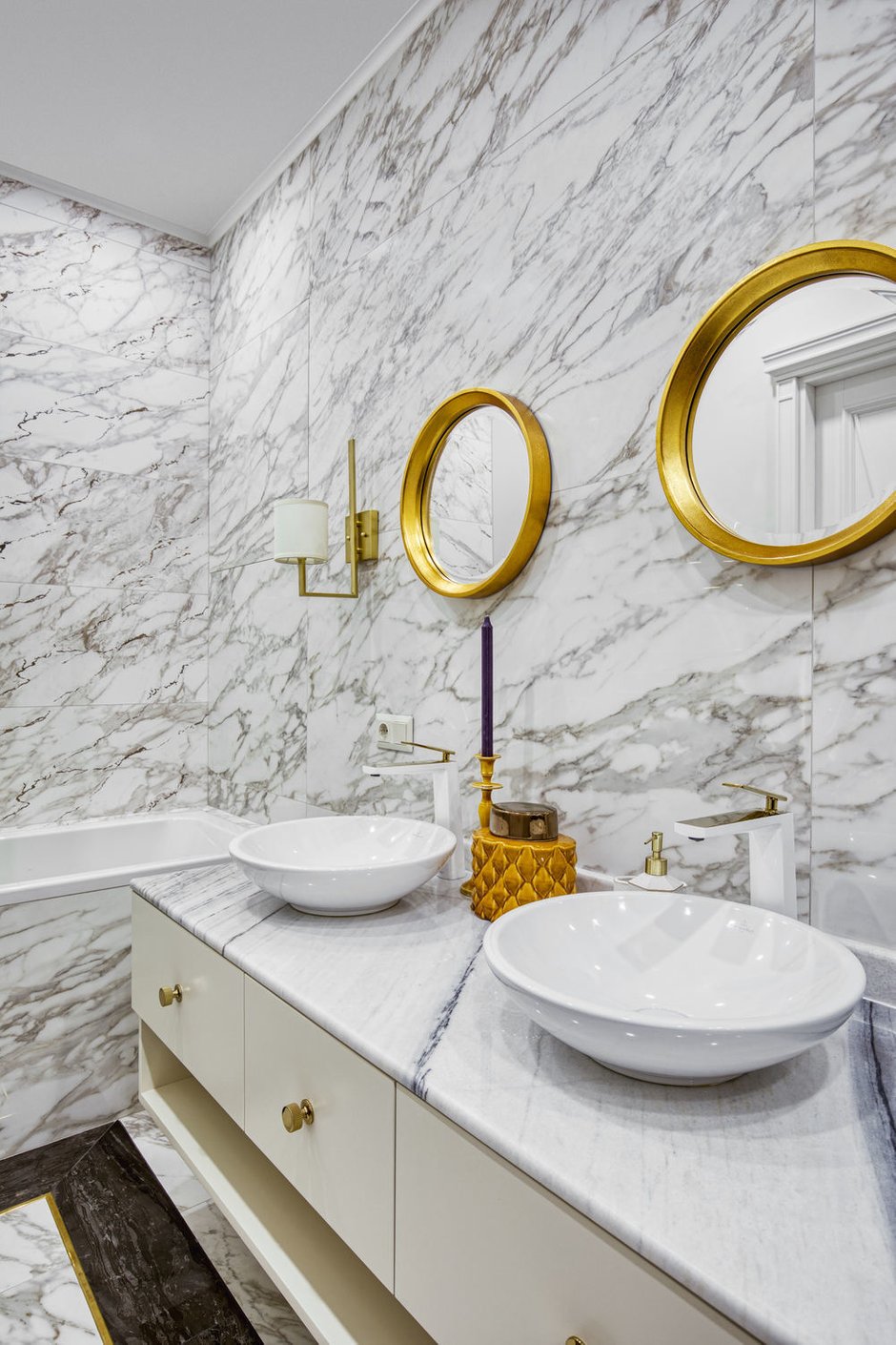 Фотография: Ванная в стиле Современный, Эклектика, Квартира, Проект недели, Москва, 4 и больше, Более 90 метров, Бюро Home Emotions – фото на INMYROOM