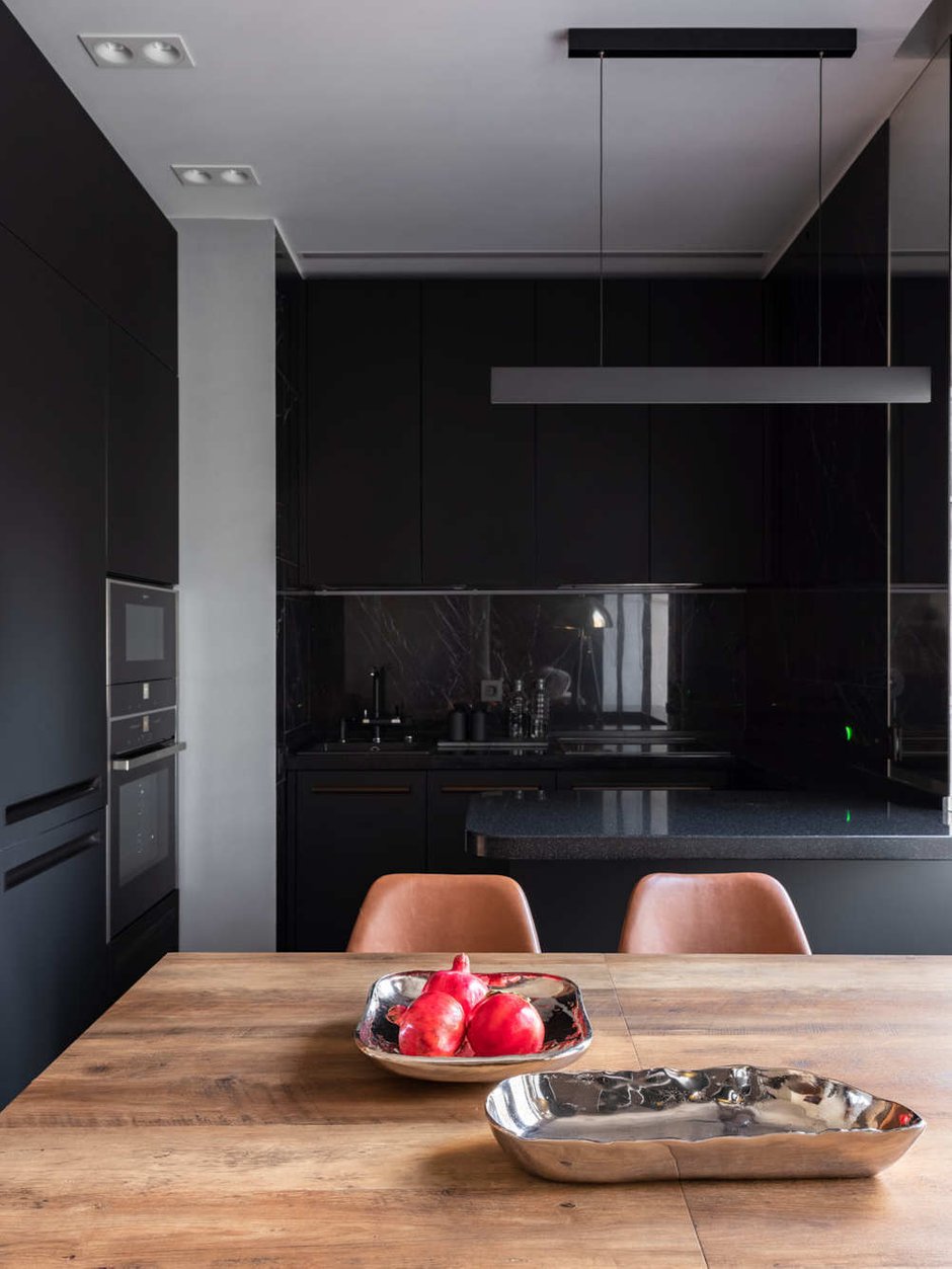 Фотография: Кухня и столовая в стиле Современный, Минимализм, Квартира, Проект недели, Москва, 2 комнаты, 40-60 метров, Анна Смолякова – фото на INMYROOM