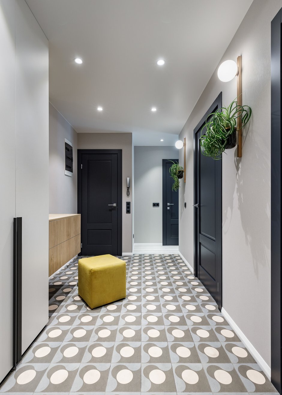 Фотография: Прихожая в стиле Современный, Квартира, Проект недели, Ленинградская область, Панельный дом, 2 комнаты, 40-60 метров, Зина Малышева – фото на INMYROOM