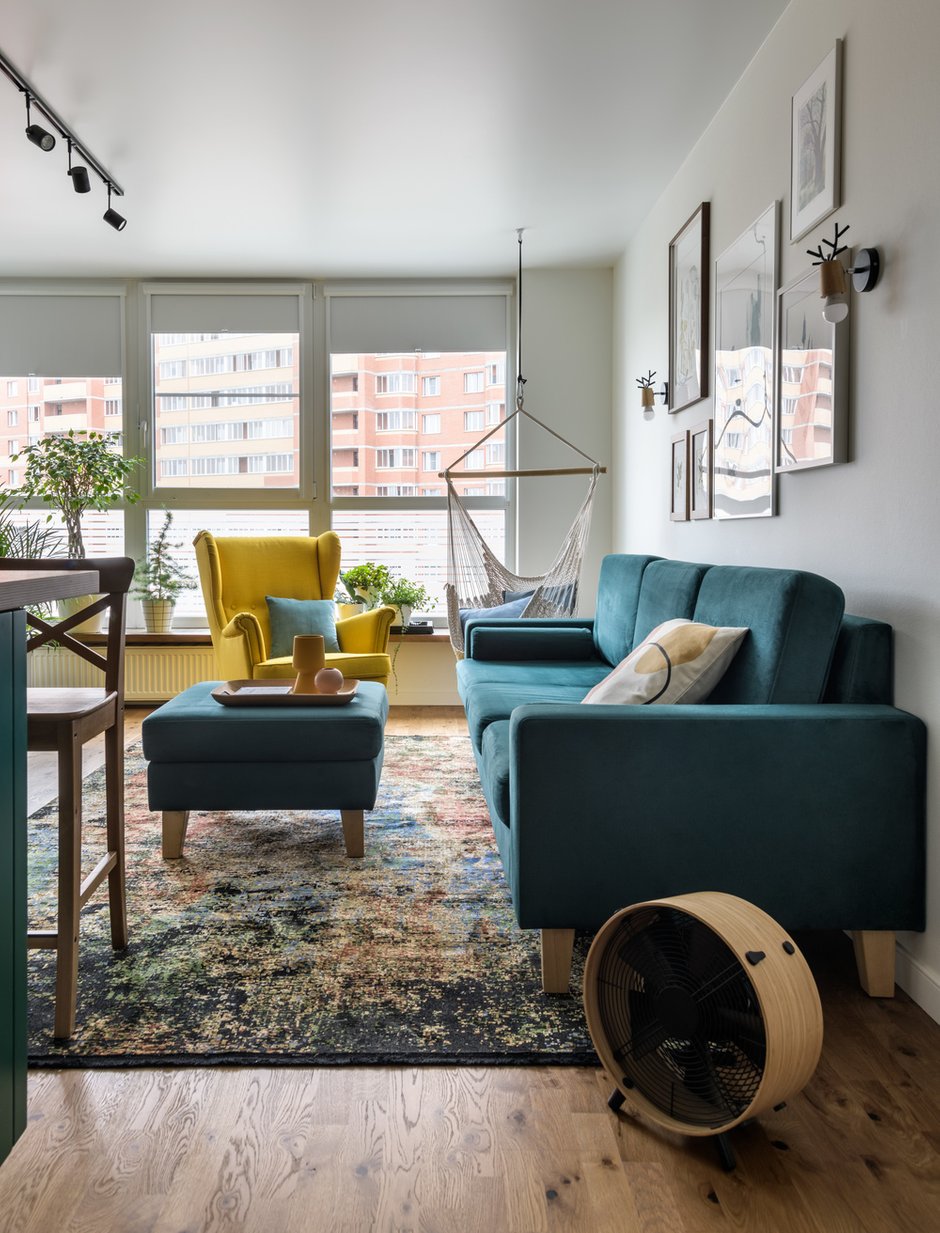 Фотография: Гостиная в стиле Современный, Прованс и Кантри, Квартира, Проект недели, Новосибирск, Мария Зайцева, 3 комнаты, Более 90 метров – фото на INMYROOM