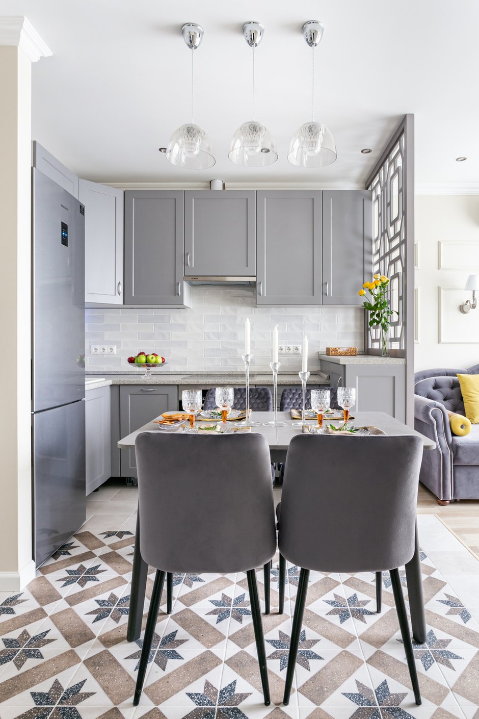 Фотография: Кухня и столовая в стиле Современный, Малогабаритная квартира, Квартира, Проект недели, Москва, 1 комната, до 40 метров, Ирина Долганова – фото на INMYROOM