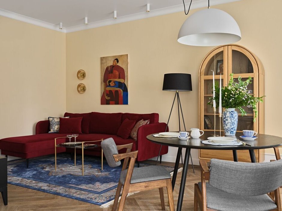 Фотография:  в стиле , Квартира, Проект дня, Новосибирск, Сталинка, 3 комнаты, 60-90 метров, ремонт сталинки, дизайн кухни в сталинке, современный/скандинавский, фото интерьера, дизайн интерьера фото, фото кухни, Анастасия Рыбина, Елена Дьяконова – фото на INMYROOM