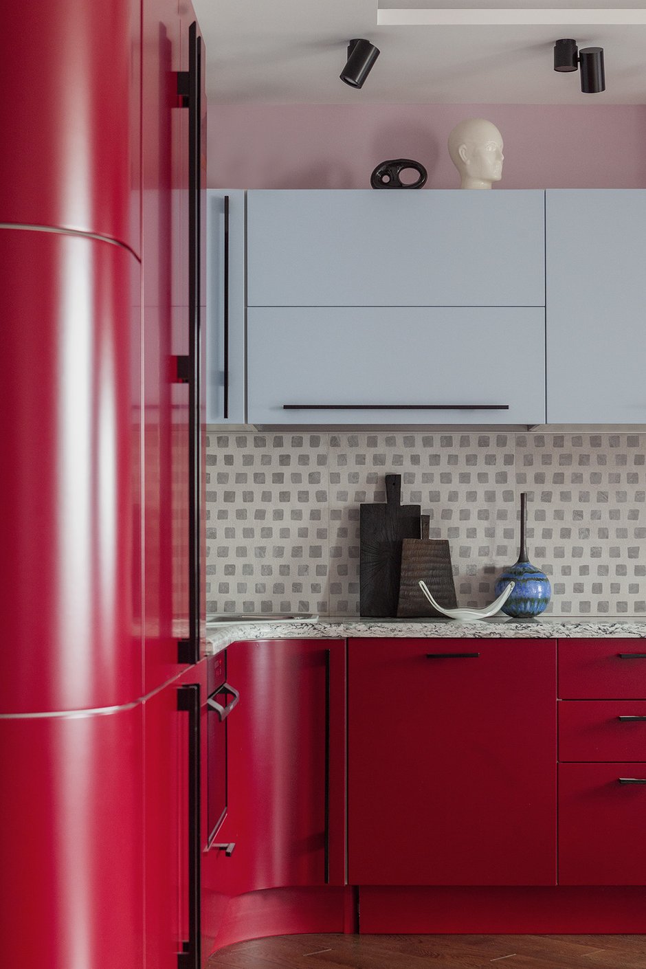 Фотография: Кухня и столовая в стиле Современный, Квартира, Проект недели, Москва, Юлия Веселова, 3 комнаты, Более 90 метров – фото на INMYROOM