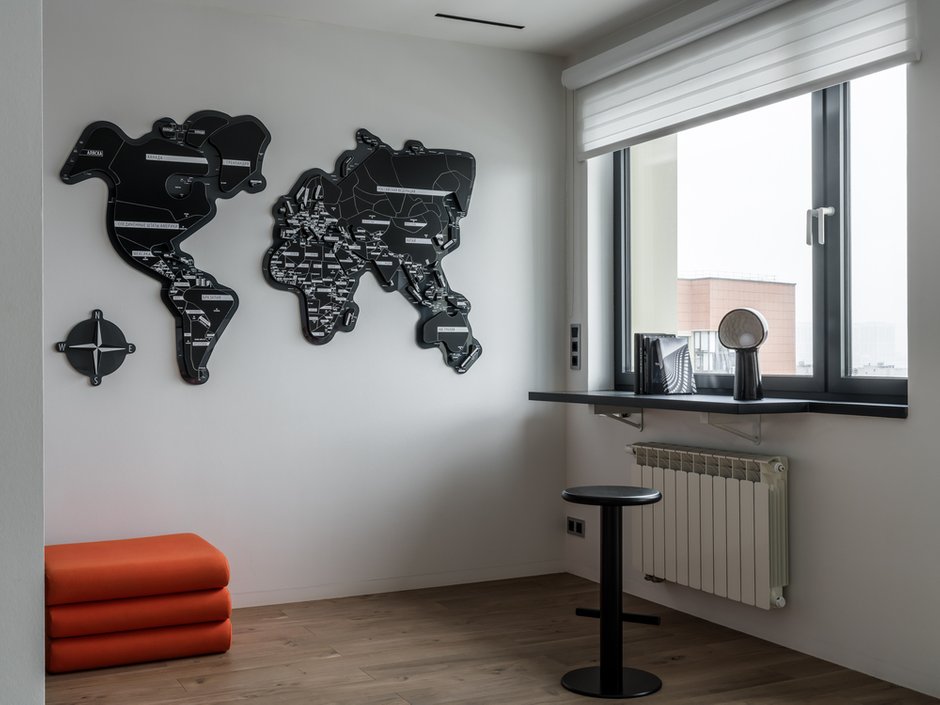 Карту мира изготовила компания Mybukva