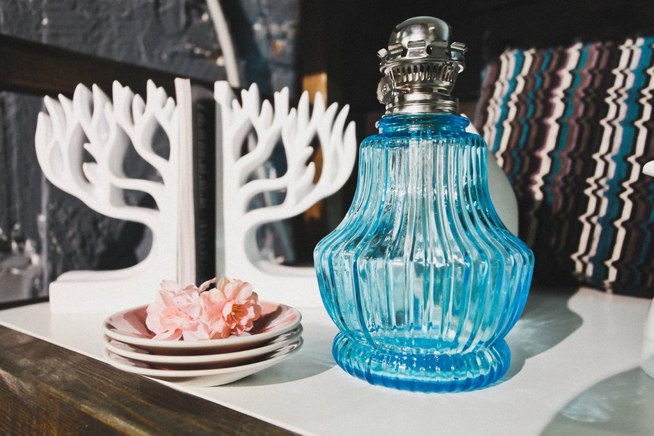 Фотография: Гостиная в стиле Эко, Лофт, Современный, Хай-тек, Эклектика, Декор интерьера, Карта покупок, Россия, Аксессуары, Мебель и свет, шопинг, Урбаника, товары для дома, декор для дома – фото на INMYROOM