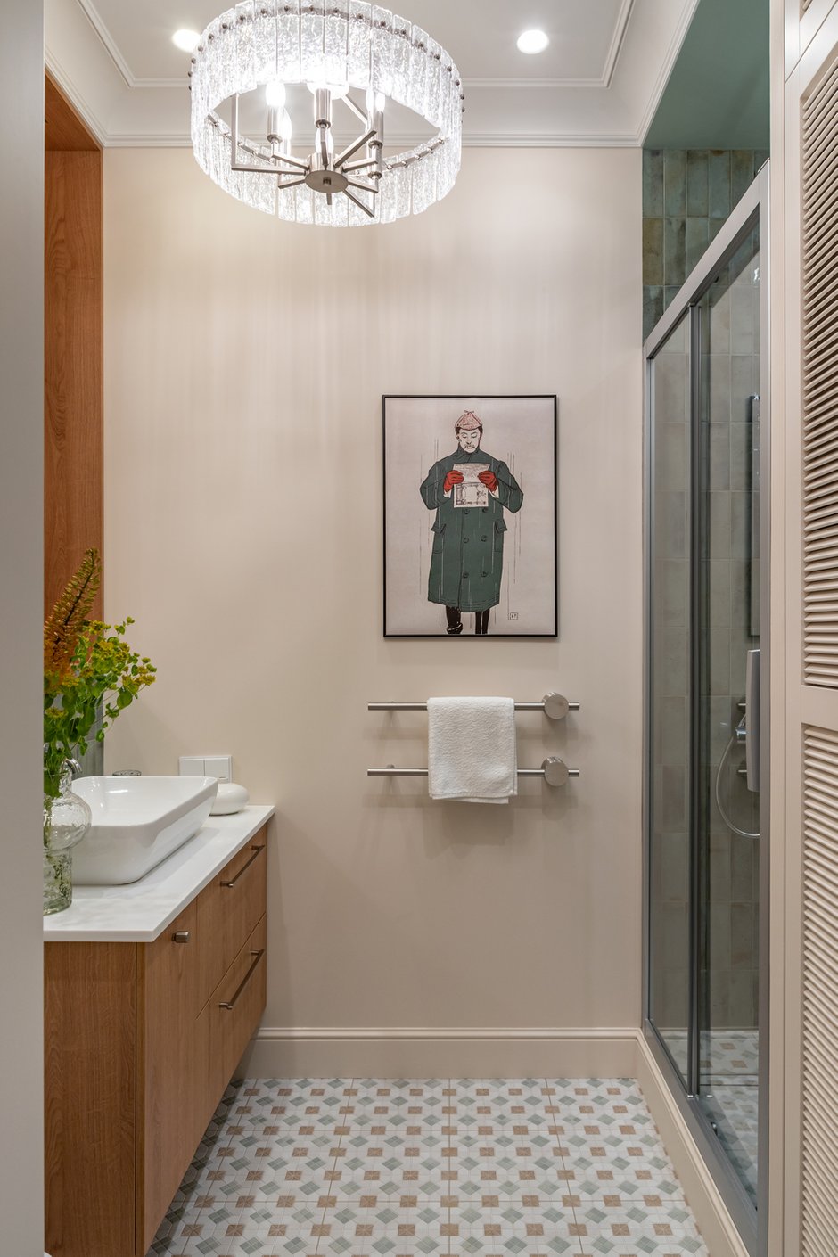 Фотография: Ванная в стиле Современный, Малогабаритная квартира, Квартира, Проект дня, Москва, Монолитный дом, 2 комнаты, до 40 метров, современный с элементами неоклассики – фото на INMYROOM