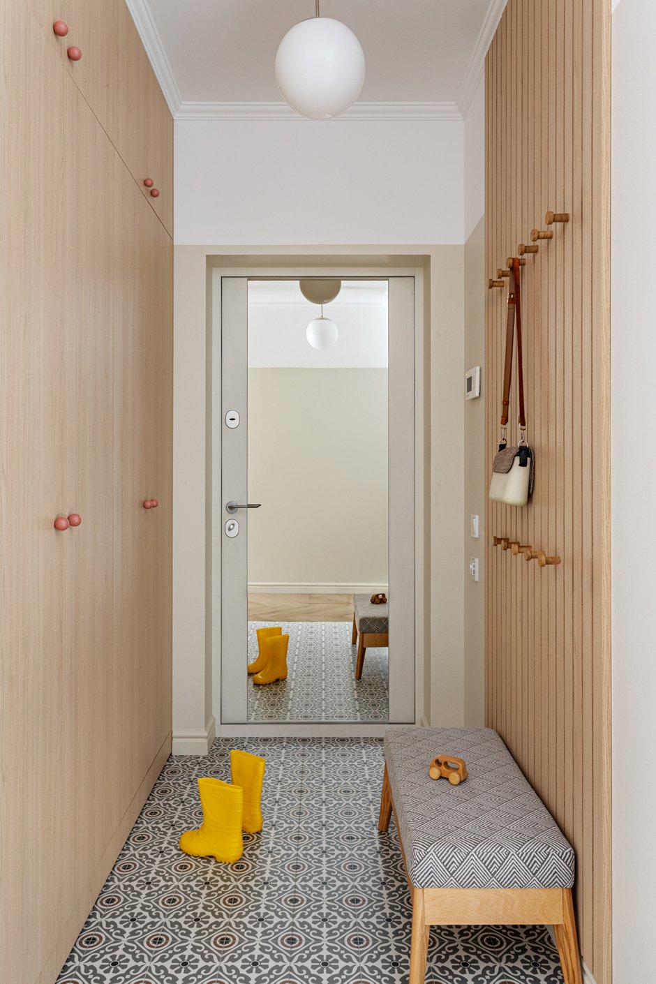 Фотография:  в стиле , Квартира, Проект дня, Минск, Монолитный дом, 3 комнаты, 40-60 метров, современный с элементами минимализма и скандинавского стиля, фото интерьера, дизайн интерьера фото, Виталий Савко – фото на INMYROOM