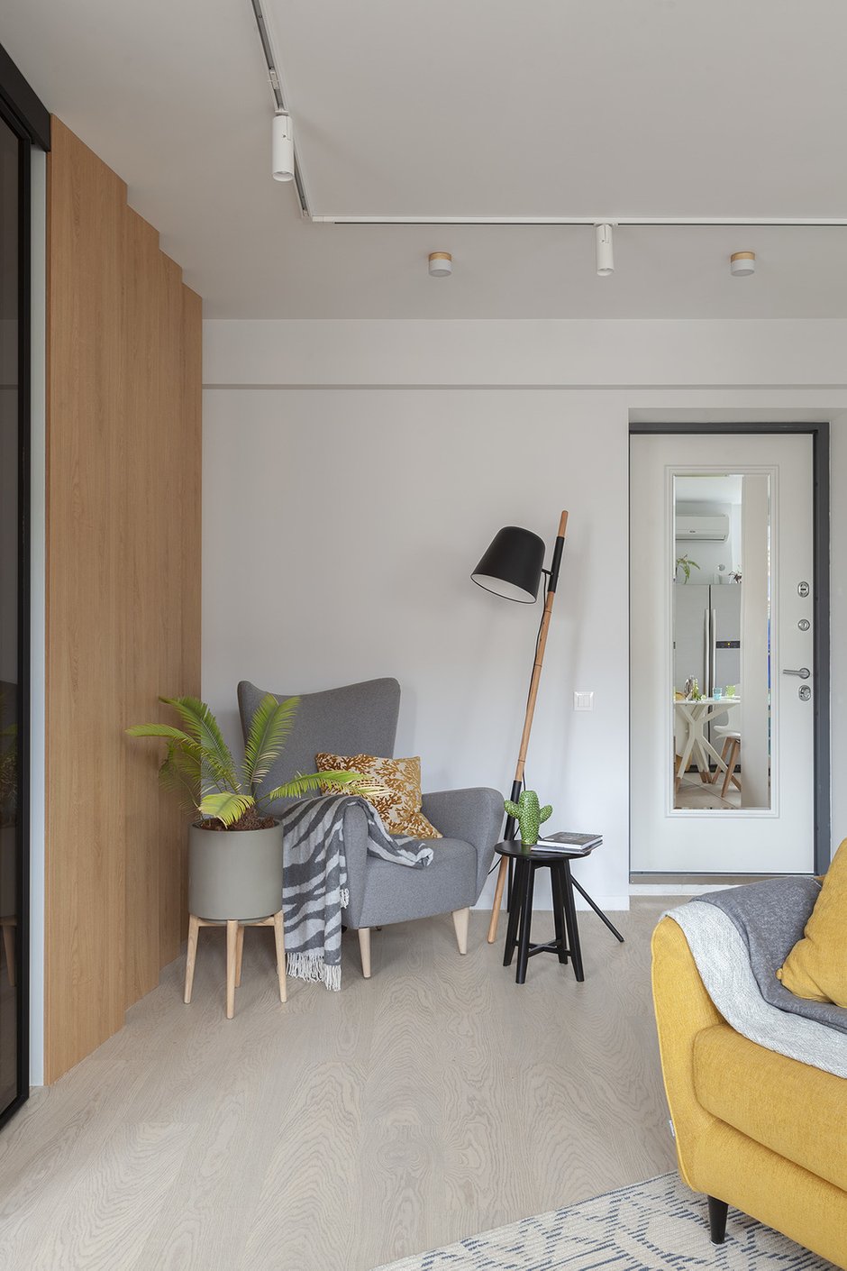 Фотография: Гостиная в стиле Современный, Скандинавский, Квартира, Студия, Проект недели, Москва, 40-60 метров, Сергей Трегубов – фото на INMYROOM