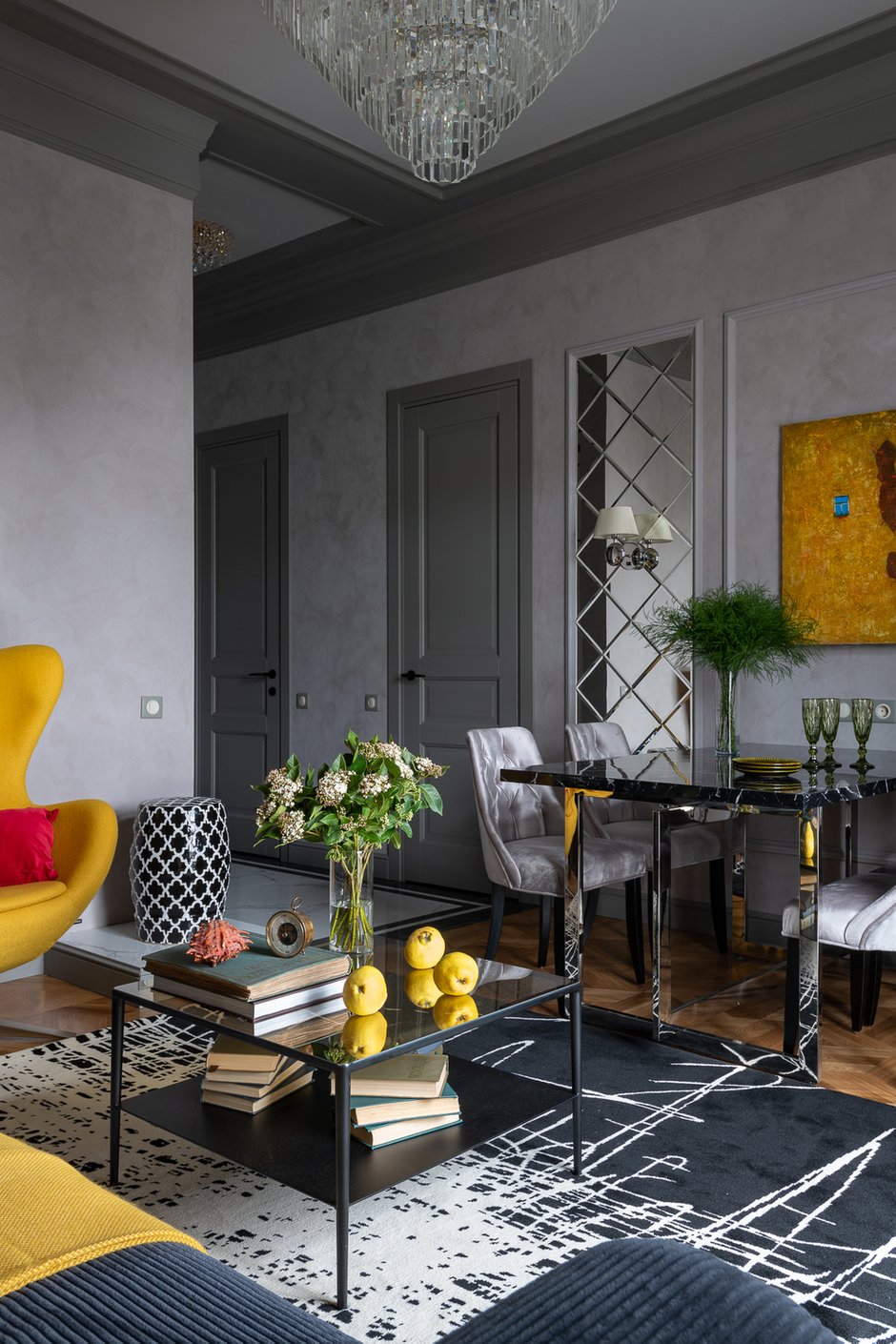 Фотография: Гостиная в стиле Современный, Эклектика, Малогабаритная квартира, Квартира, Проект недели, Москва, Сталинка, 2 комнаты, до 40 метров, 40-60 метров, Денис Шапкин, Андрей Васильченко – фото на INMYROOM