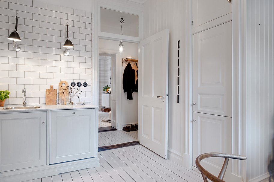 Фотография: Кухня и столовая в стиле Скандинавский, Малогабаритная квартира, Квартира, Швеция, Дома и квартиры – фото на INMYROOM