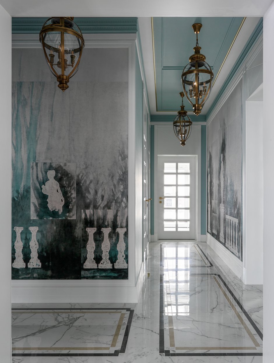 Фотография: Прихожая в стиле Классический, Современный, Дом, Проект недели, 4 и больше, Более 90 метров, #эксклюзивныепроекты, TaupeHome, Красное село – фото на INMYROOM