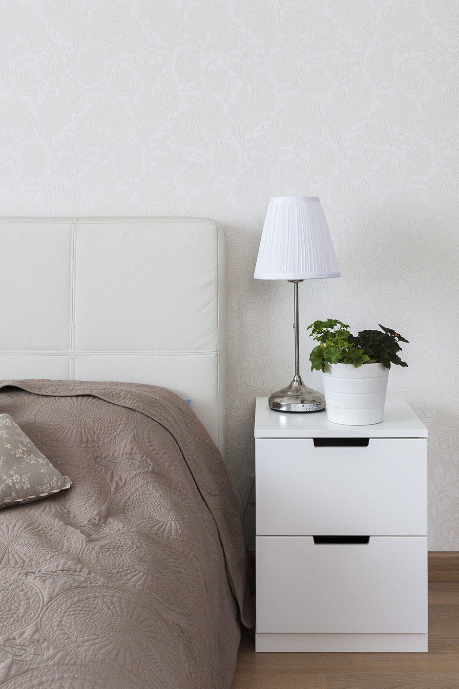 Фотография: Спальня в стиле Минимализм, Современный, Проект недели, Москва, Юрий Гришко, Герой InMyRoom, Таунхаус, 4 и больше, Более 90 метров – фото на INMYROOM