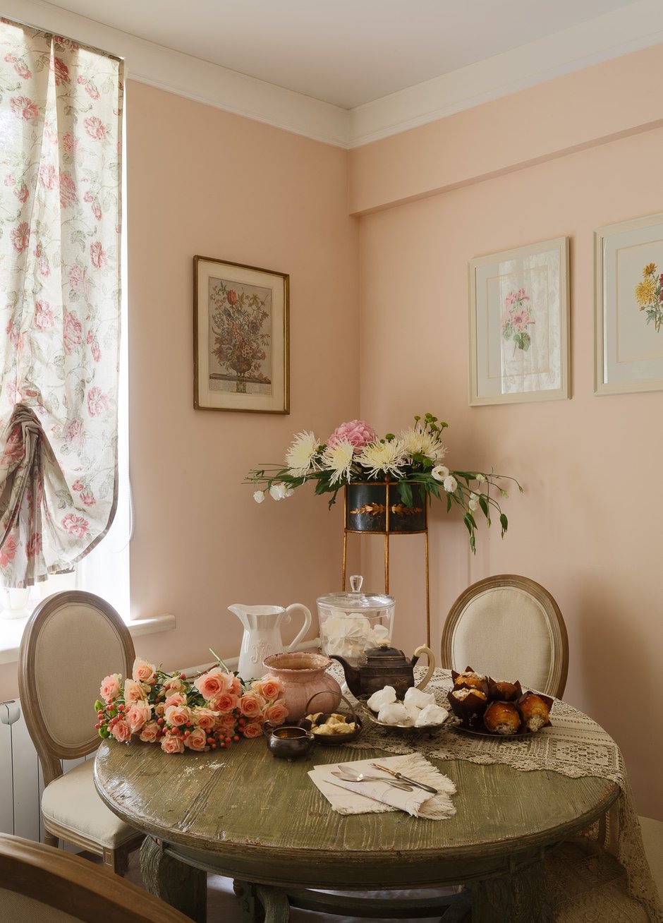 Фотография: Кухня и столовая в стиле Прованс и Кантри, Малогабаритная квартира, Квартира, Проект недели, Москва, Сталинка, Bonhomedesign, 2 комнаты, 40-60 метров – фото на INMYROOM