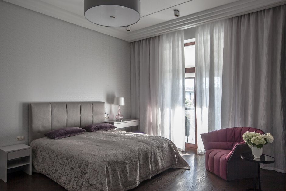 Фотография: Спальня в стиле Современный, Эклектика, Дом, Проект недели, Дом и дача, Новая Москва, 4 и больше, Более 90 метров, Марина Бирюкова, Елизавета Голубцова, BIGO – фото на INMYROOM