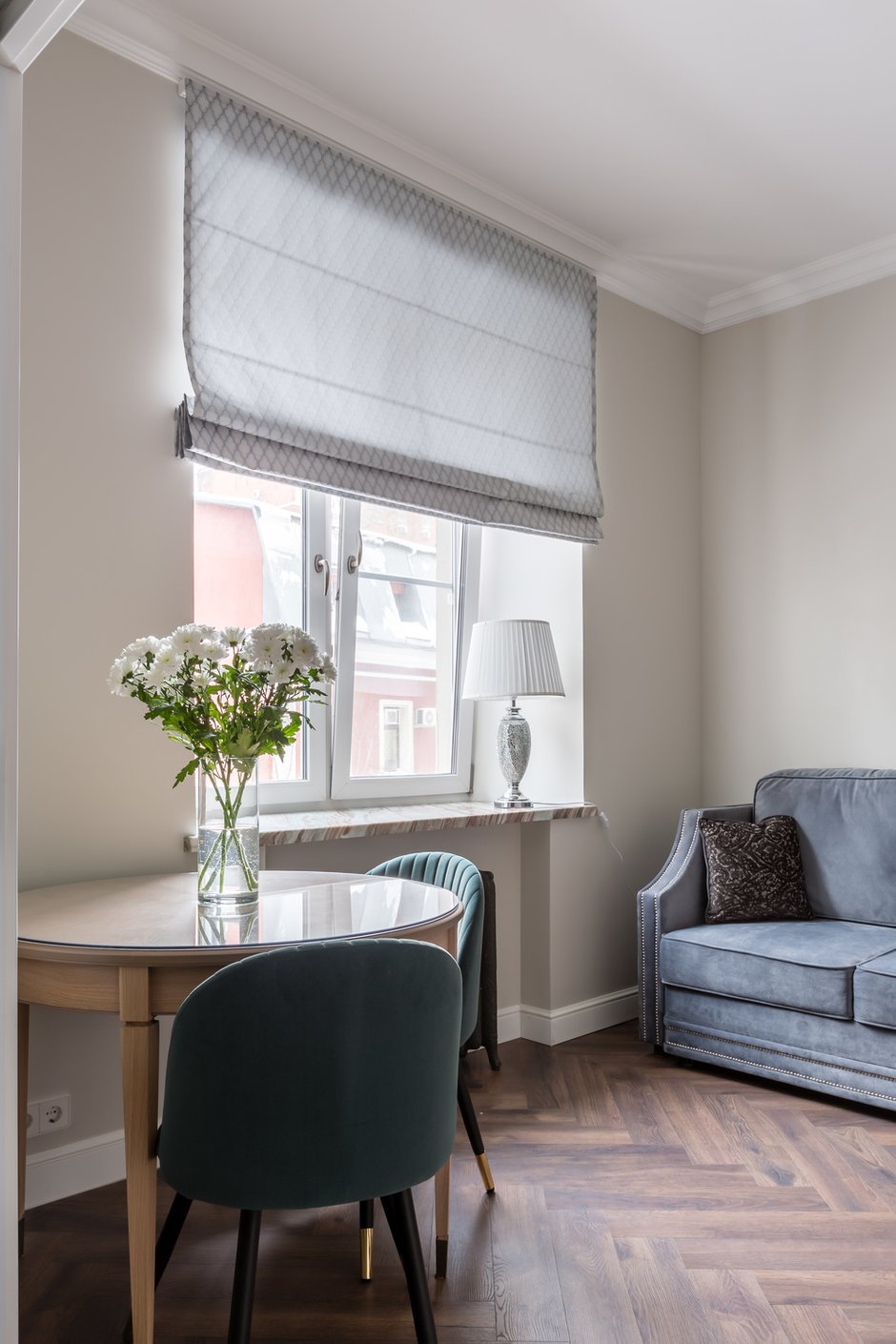 Фотография: Гостиная в стиле Классический, Квартира, Проект недели, Москва, 2 комнаты, 60-90 метров, Muzahouse – фото на INMYROOM