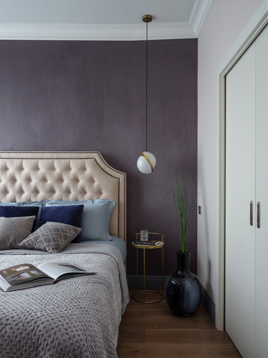 Фотография: Спальня в стиле Современный, Квартира, Проект недели, Москва, Монолитный дом, 2 комнаты, 40-60 метров, 60-90 метров, Клавдия Лученко – фото на INMYROOM